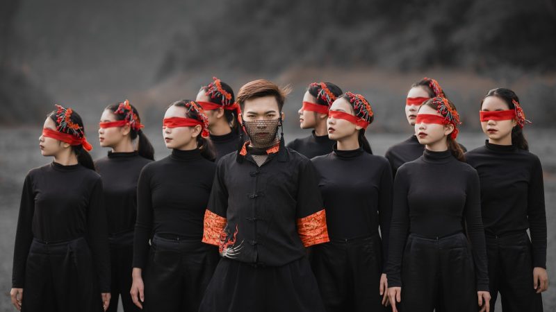 不同人群该怎么选：三类典型场景的实际差别 示意图